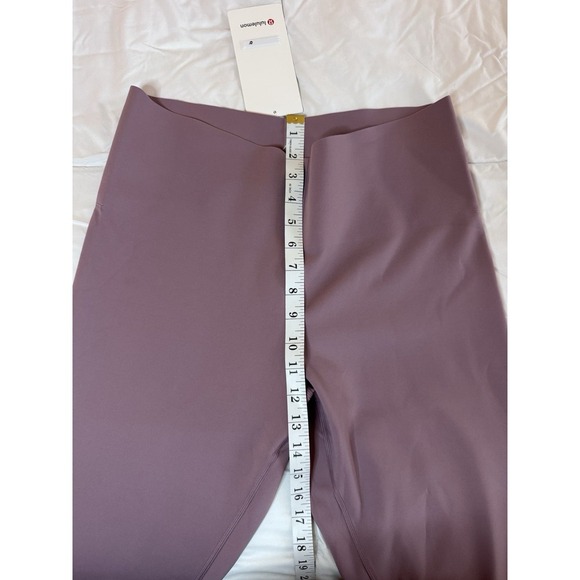 NEW Lululemon GLOW UP HR TIGHT 28" Size 14 Lavender Lux Workout Shaping NWT - Picture 3 of 10